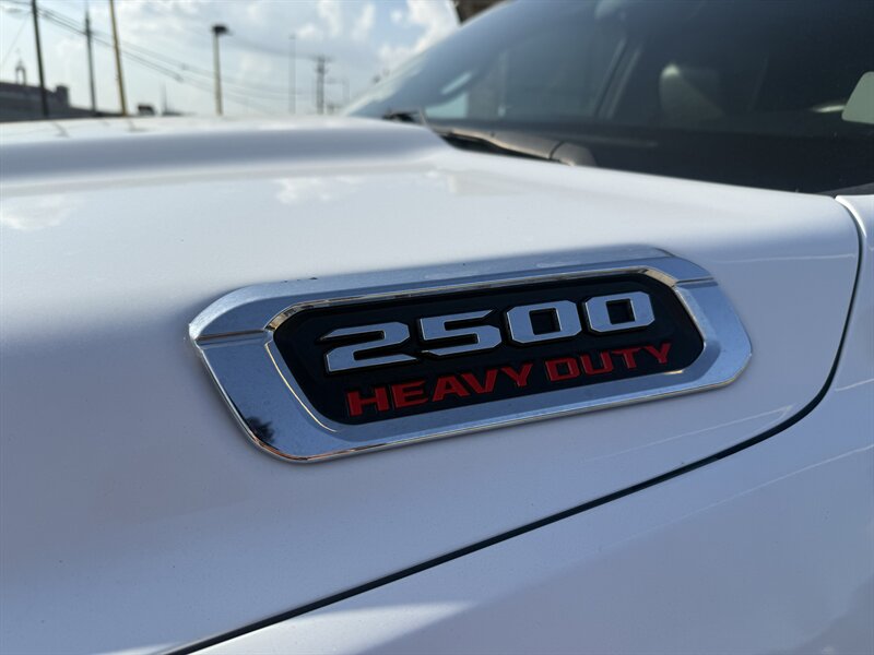 2022 RAM 2500 Tradesman - Photo 12 - Arlington, TX 76011