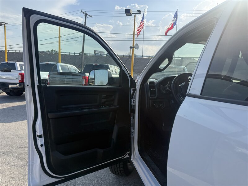 2022 RAM 2500 Tradesman - Photo 15 - Arlington, TX 76011