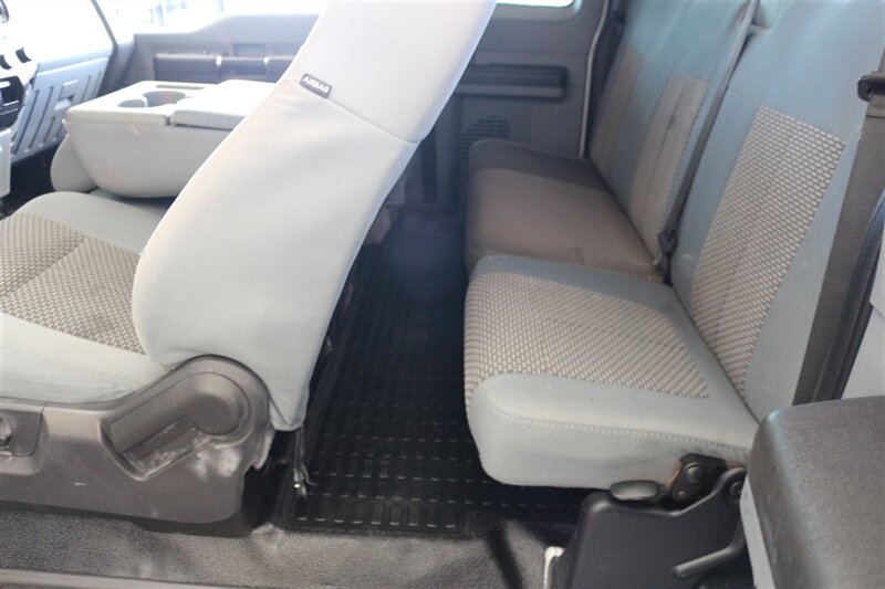 2012 Ford F-250 XL - Photo 34 - Arlington, TX 76011