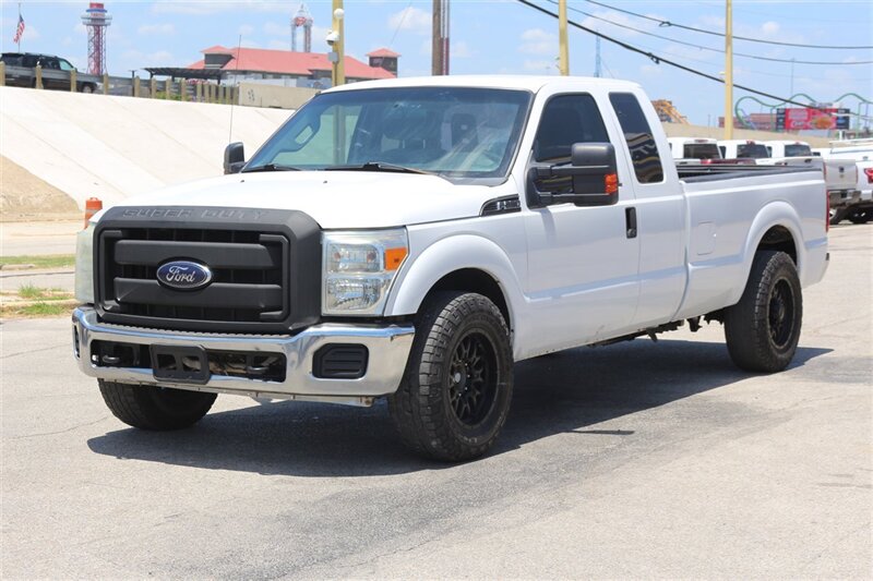 2012 Ford F-250 XL - Photo 5 - Arlington, TX 76011