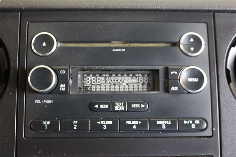 2012 Ford F-250 XL - Photo 21 - Arlington, TX 76011