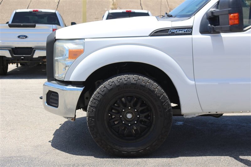 2012 Ford F-250 XL - Photo 14 - Arlington, TX 76011