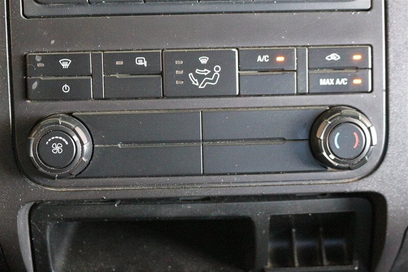 2012 Ford F-250 XL - Photo 22 - Arlington, TX 76011