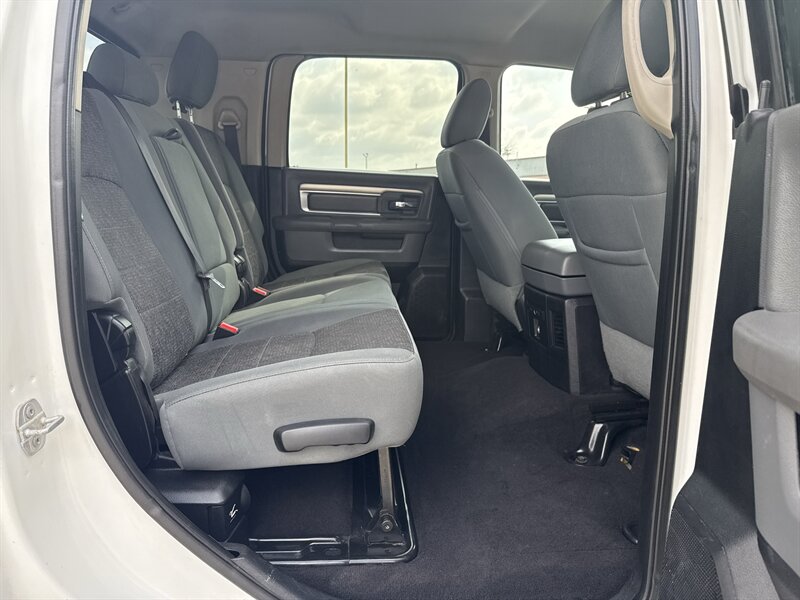 2015 RAM 2500 SLT   - Photo 19 - Arlington, TX 76011