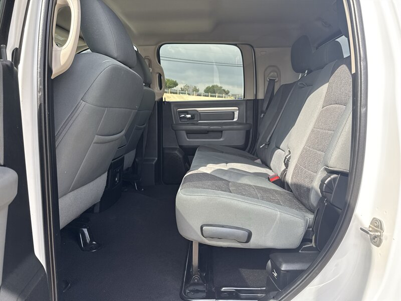 2015 RAM 2500 SLT   - Photo 15 - Arlington, TX 76011