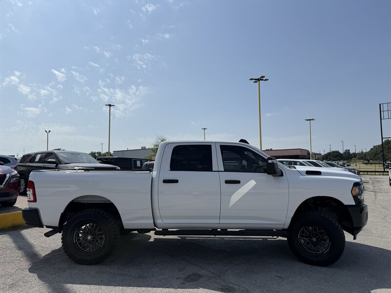 2023 RAM 2500 Tradesman - Photo 4 - Arlington, TX 76011