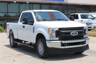 2017 Ford F-250 XL   - Photo 11 - Arlington, TX 76011