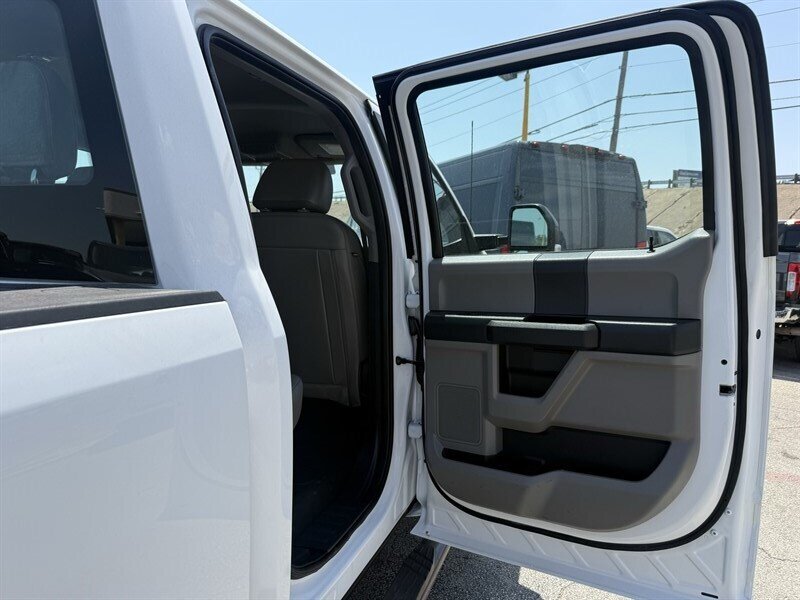 2022 Ford F-250 Super Duty XL - Photo 20 - Arlington, TX 76011