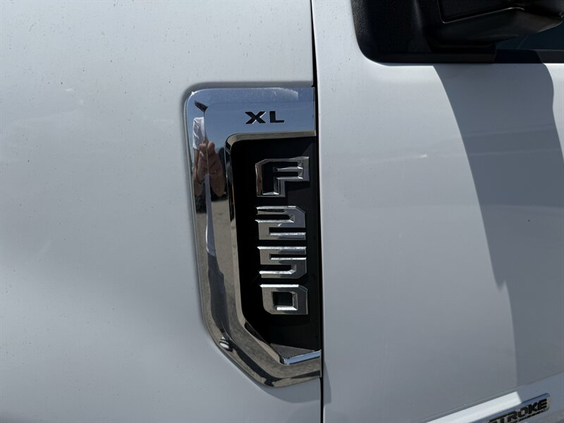 2022 Ford F-250 Super Duty XL - Photo 11 - Arlington, TX 76011