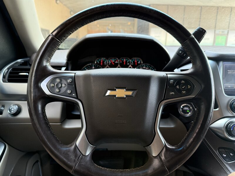 2016 Chevrolet Suburban LT - Photo 22 - Arlington, TX 76011