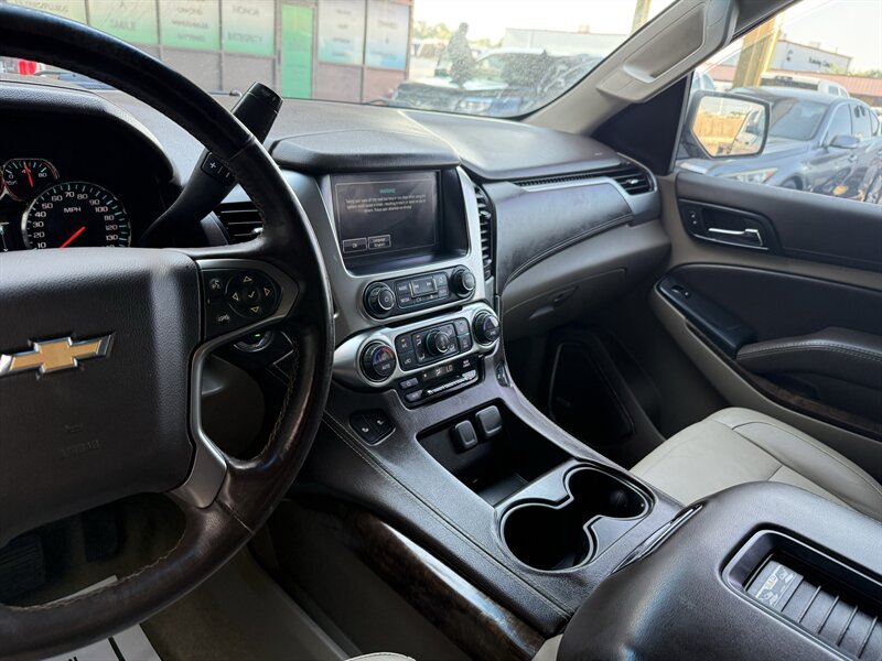2016 Chevrolet Suburban LT - Photo 28 - Arlington, TX 76011