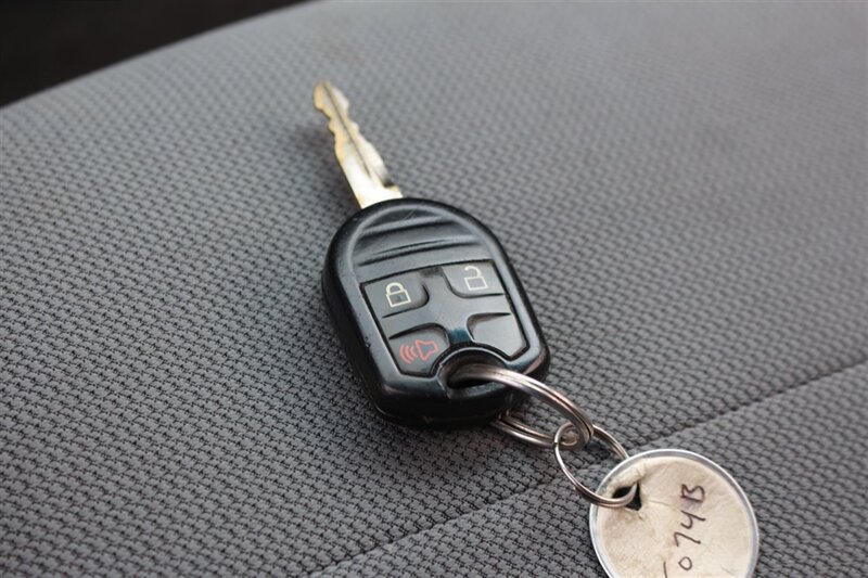 2012 Ford F-150 STX - Photo 39 - Arlington, TX 76011
