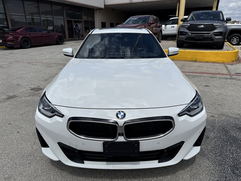 2024 BMW 2 Series 230i - Photo 2 - Arlington, TX 76011