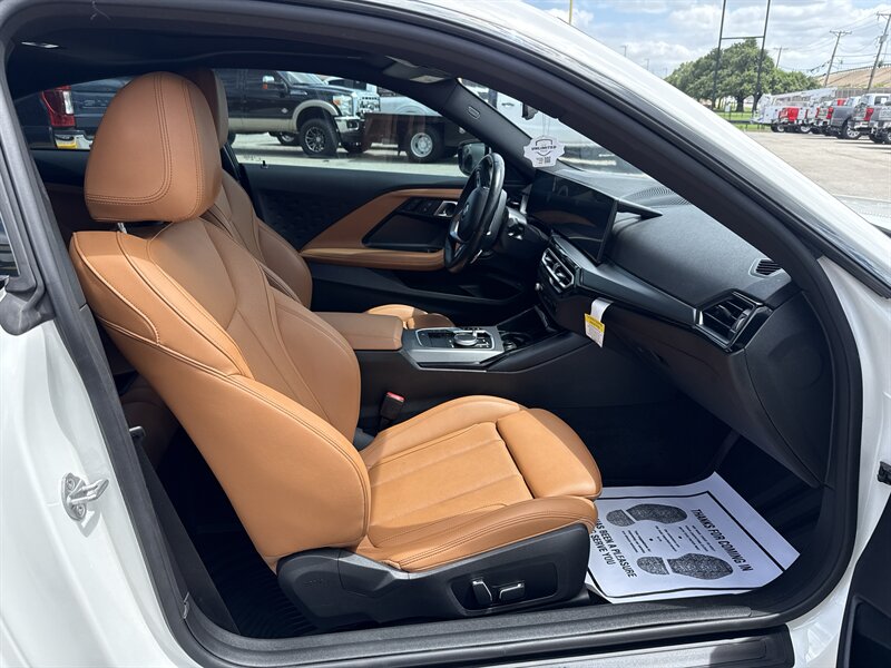 2024 BMW 2 Series 230i - Photo 15 - Arlington, TX 76011