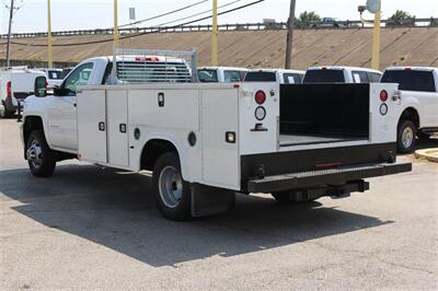 2015 Chevrolet Silverado 3500 Work Truck   - Photo 4 - Arlington, TX 76011