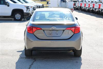 2017 Toyota Corolla SE   - Photo 8 - Arlington, TX 76011