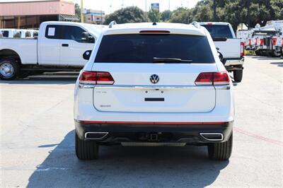 2022 Volkswagen Atlas V6 SE   - Photo 8 - Arlington, TX 76011