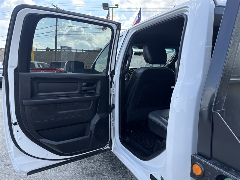 2022 RAM 2500 Tradesman - Photo 16 - Arlington, TX 76011