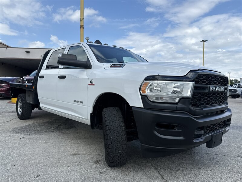 2022 RAM 2500 Tradesman - Photo 3 - Arlington, TX 76011