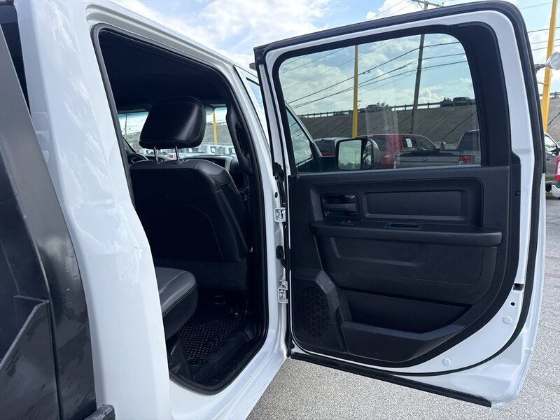 2022 RAM 2500 Tradesman - Photo 20 - Arlington, TX 76011