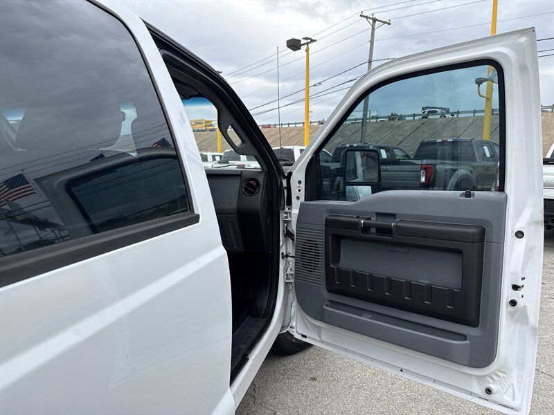2013 Ford F-250 XL - Photo 16 - Arlington, TX 76011