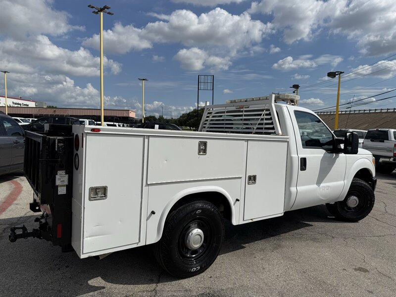 2013 Ford F-250 Super Duty XL - Photo 5 - Arlington, TX 76011