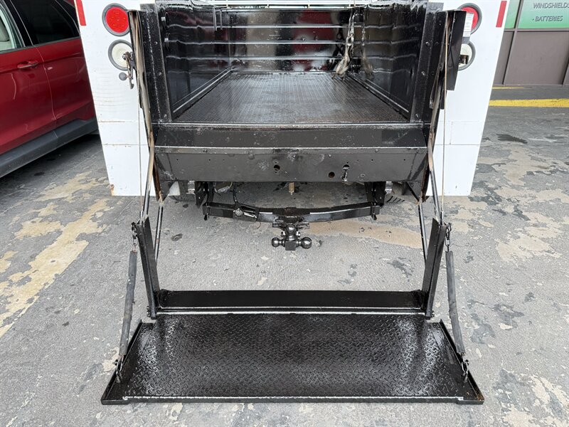 2013 Ford F-250 Super Duty XL - Photo 8 - Arlington, TX 76011