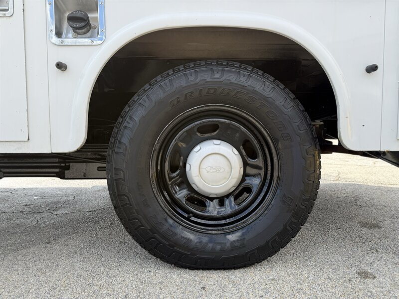 2013 Ford F-250 Super Duty XL - Photo 12 - Arlington, TX 76011