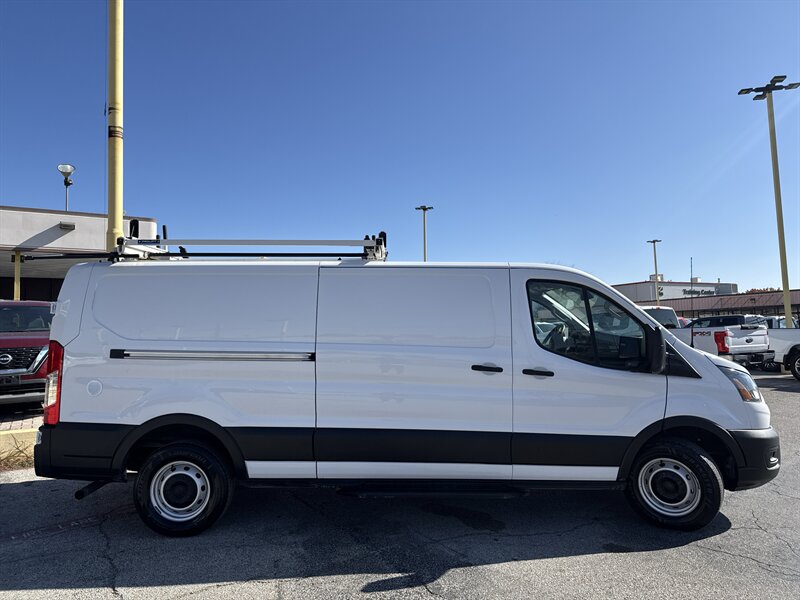 2023 Ford Transit 150 - Photo 4 - Arlington, TX 76011