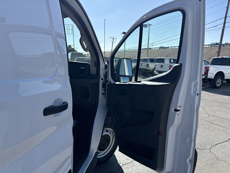 2023 Ford Transit 150 - Photo 15 - Arlington, TX 76011
