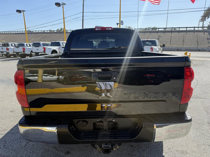 2017 Toyota Tundra SR5 - Photo 6 - Arlington, TX 76011