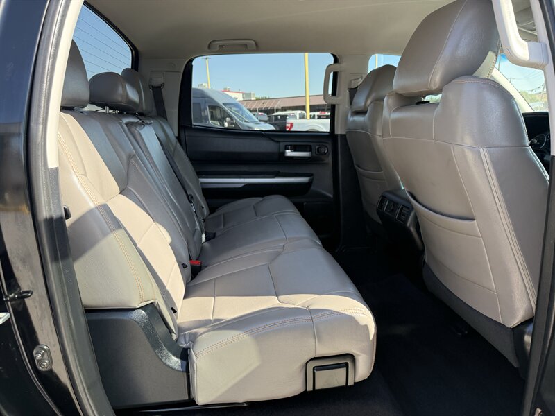 2017 Toyota Tundra SR5 - Photo 20 - Arlington, TX 76011