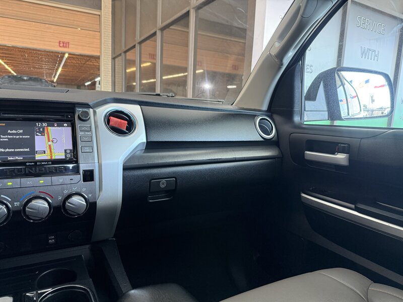 2017 Toyota Tundra SR5 - Photo 27 - Arlington, TX 76011