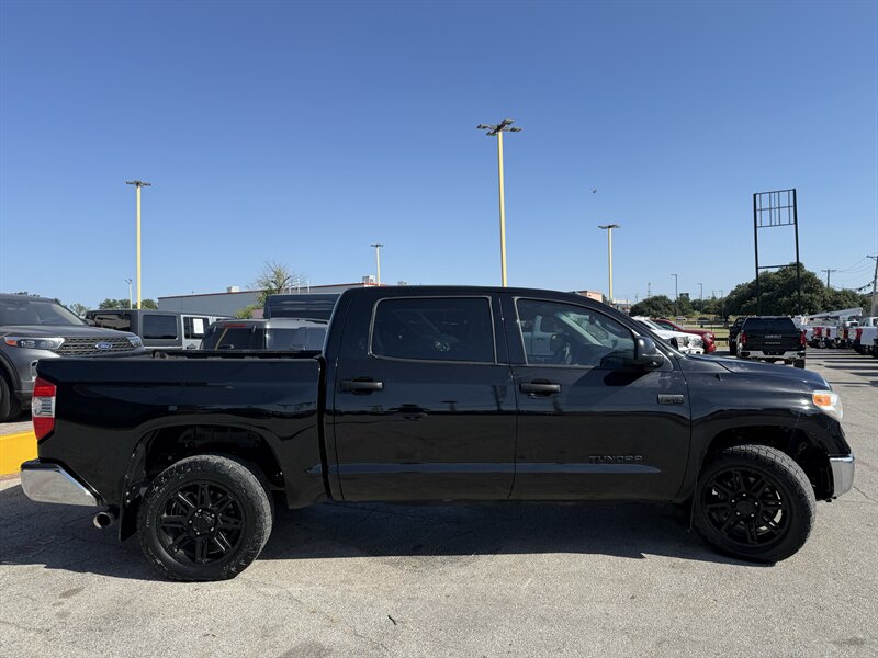 2017 Toyota Tundra SR5 - Photo 4 - Arlington, TX 76011