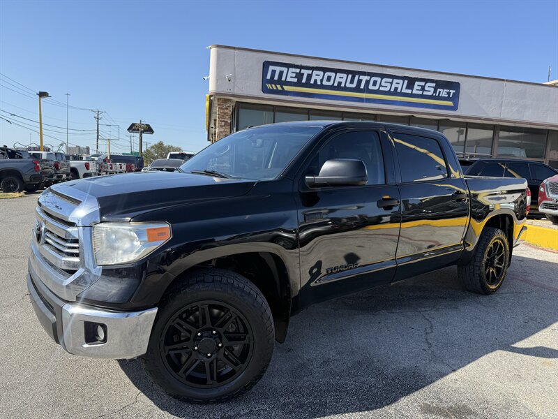 2017 Toyota Tundra SR5 - Photo 9 - Arlington, TX 76011