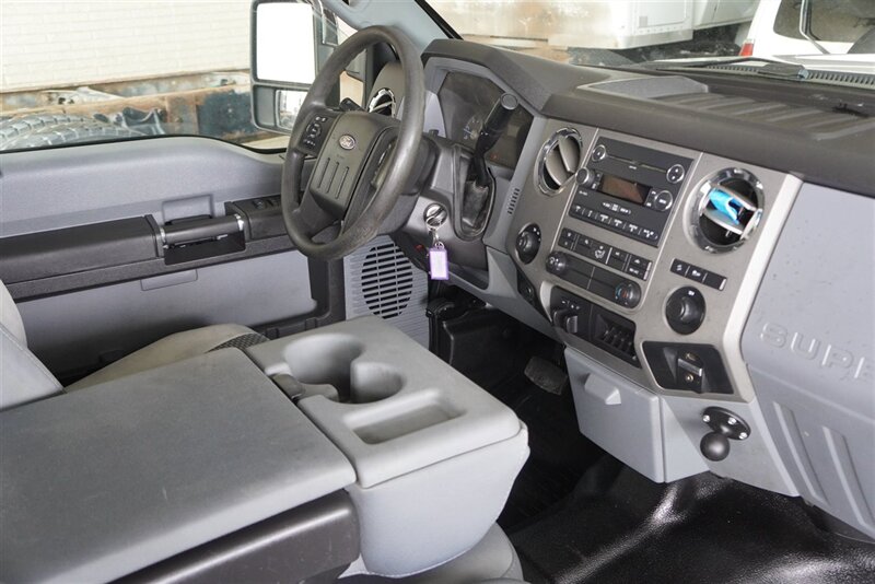 2014 Ford F-250 Super Duty XL - Photo 34 - Arlington, TX 76011