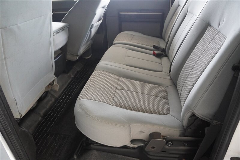 2014 Ford F-250 Super Duty XL - Photo 32 - Arlington, TX 76011