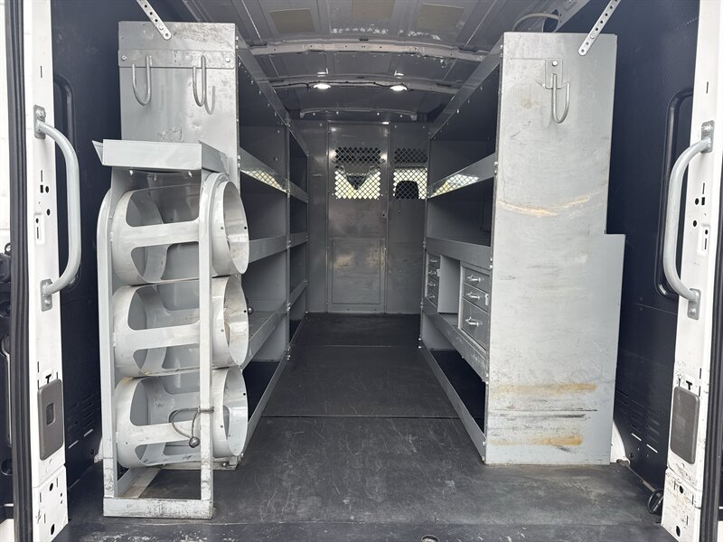 2020 Ford Transit 250 - Photo 8 - Arlington, TX 76011