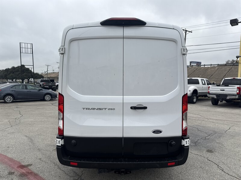 2020 Ford Transit 250 - Photo 6 - Arlington, TX 76011