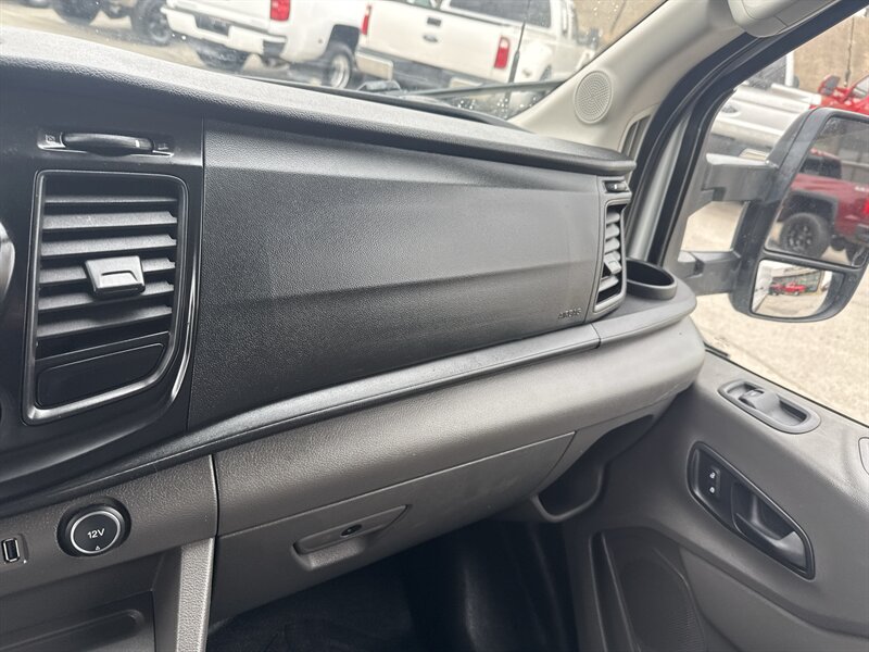 2020 Ford Transit 250 - Photo 26 - Arlington, TX 76011
