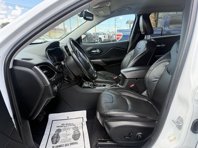 2019 Jeep Cherokee Limited - Photo 14 - Arlington, TX 76011