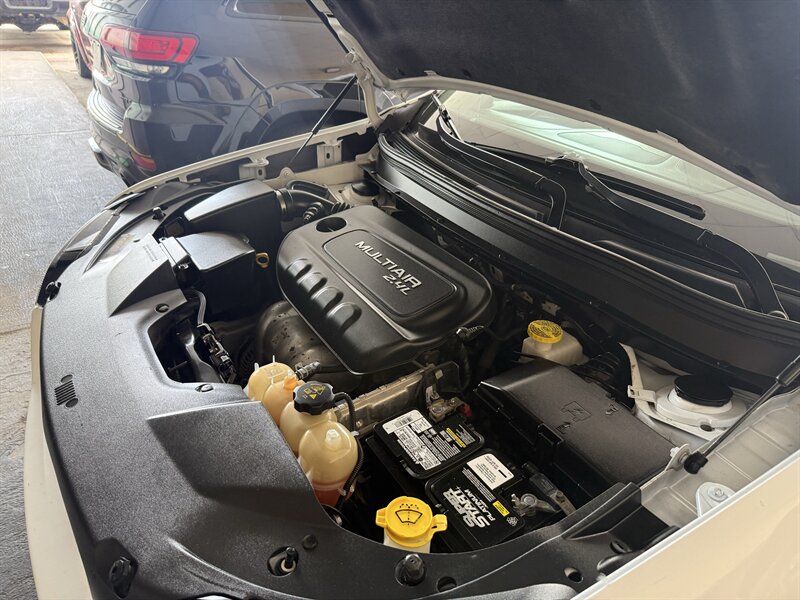 2019 Jeep Cherokee Limited - Photo 32 - Arlington, TX 76011