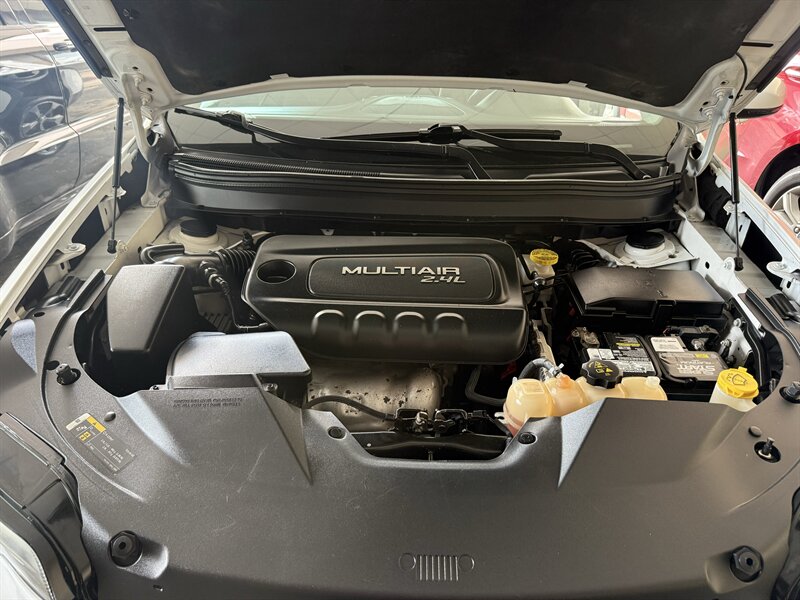 2019 Jeep Cherokee Limited - Photo 31 - Arlington, TX 76011