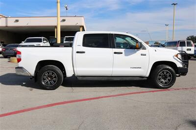 2017 Toyota Tundra SR5   - Photo 10 - Arlington, TX 76011