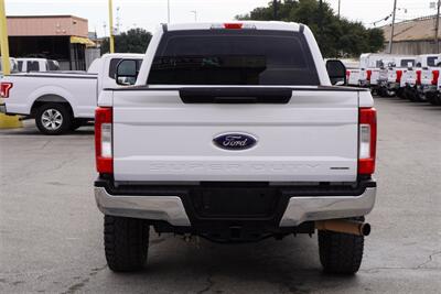 2017 Ford F-250 XL   - Photo 5 - Arlington, TX 76011