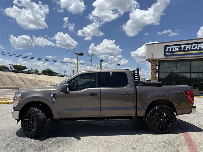 2022 Ford F-150 XLT - Photo 8 - Arlington, TX 76011
