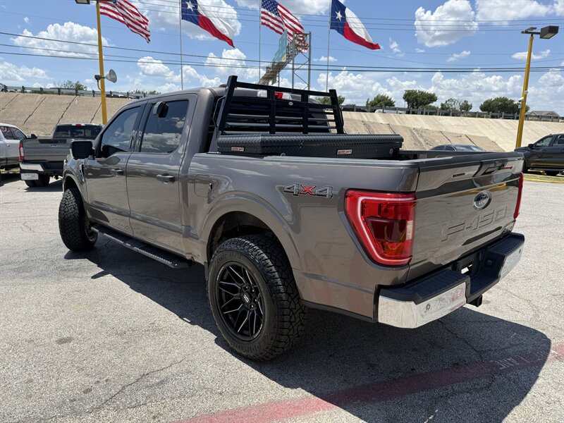 2022 Ford F-150 XLT - Photo 7 - Arlington, TX 76011