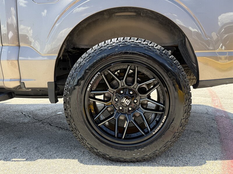 2022 Ford F-150 XLT - Photo 10 - Arlington, TX 76011