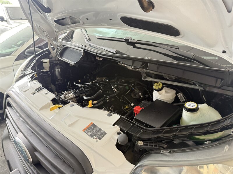 2015 Ford Transit 250 - Photo 27 - Arlington, TX 76011