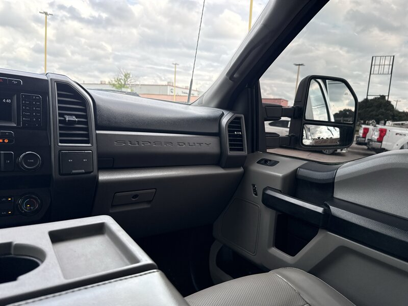 2019 Ford F-350 Super Duty XL - Photo 26 - Arlington, TX 76011